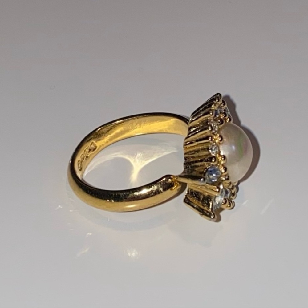 Dior Gold Color Ring with Pearl Accent - Picture 4 of 7